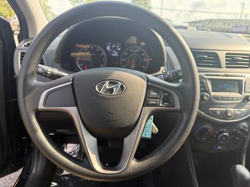 Used 2017 Hyundai Accent SE FWD image 10