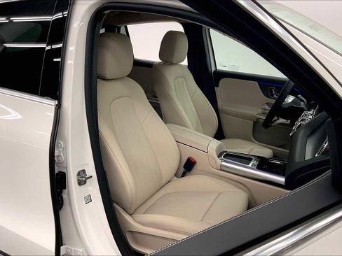 New 2026 Mercedes-Benz GLA 250 GLA 250 image 2