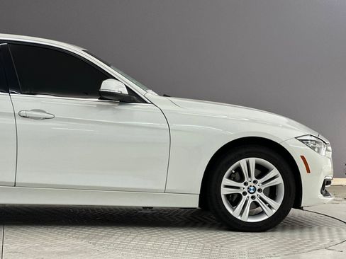 Used 2018 BMW 330i Sedan RWD image 33