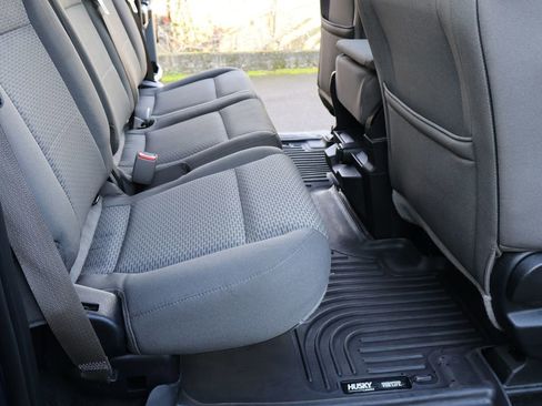 Used 2017 Ford F150 XLT image 28