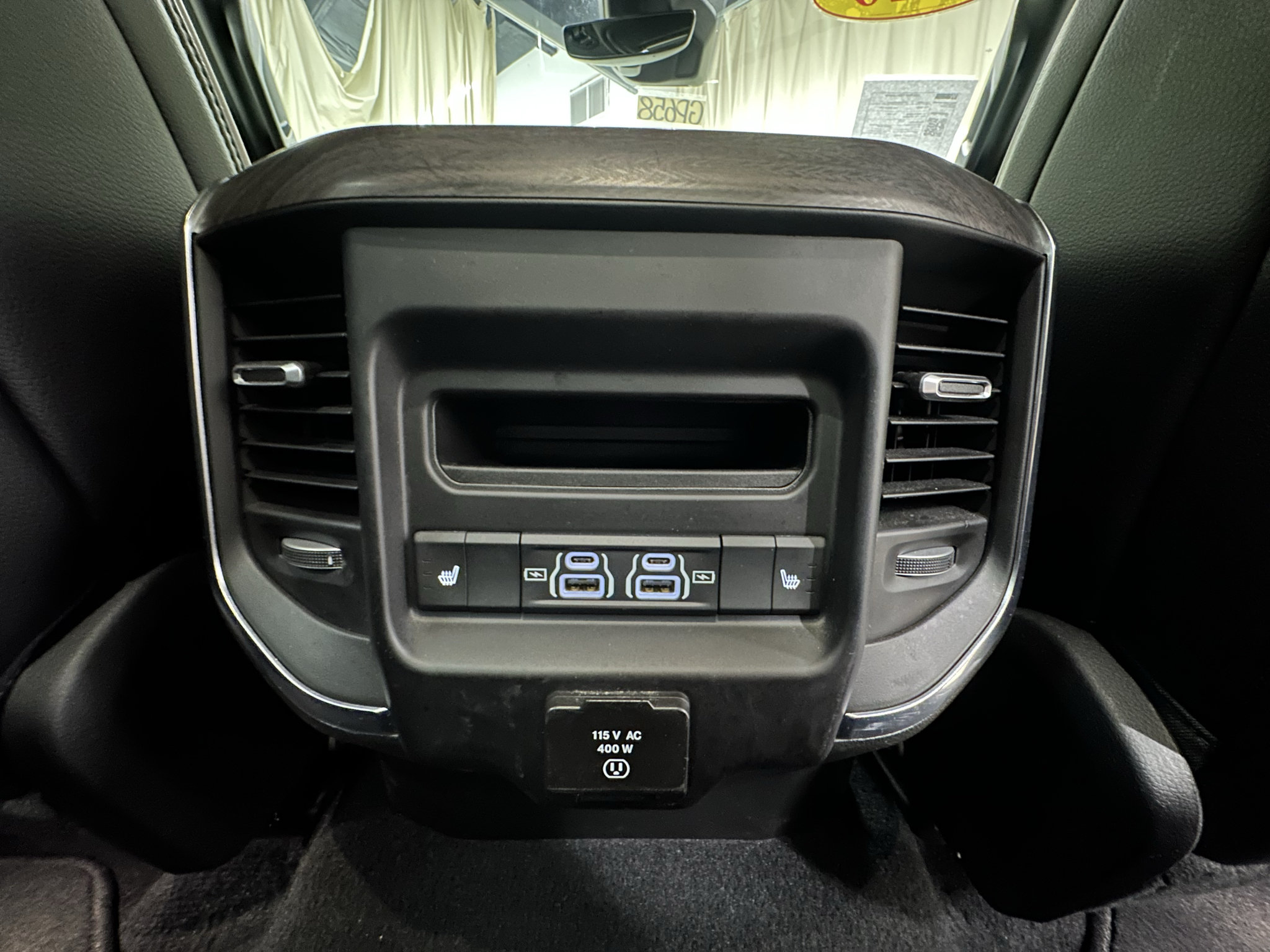 Used 2026 RAM 1500 Laramie AWD/4WD image 18