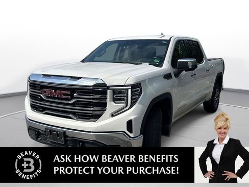 Used 2025 GMC Sierra 1500 SLT AWD/4WD image 1