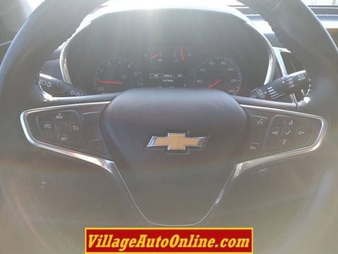 Used 2018 Chevrolet Equinox LT image 40