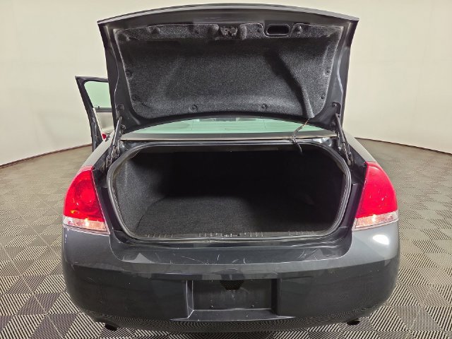 Used 2015 Chevrolet Impala LT FWD image 27