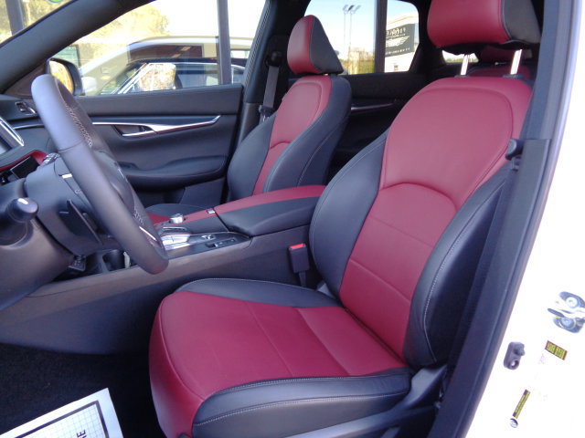 Used 2023 INFINITI QX50 Sport AWD/4WD image 10