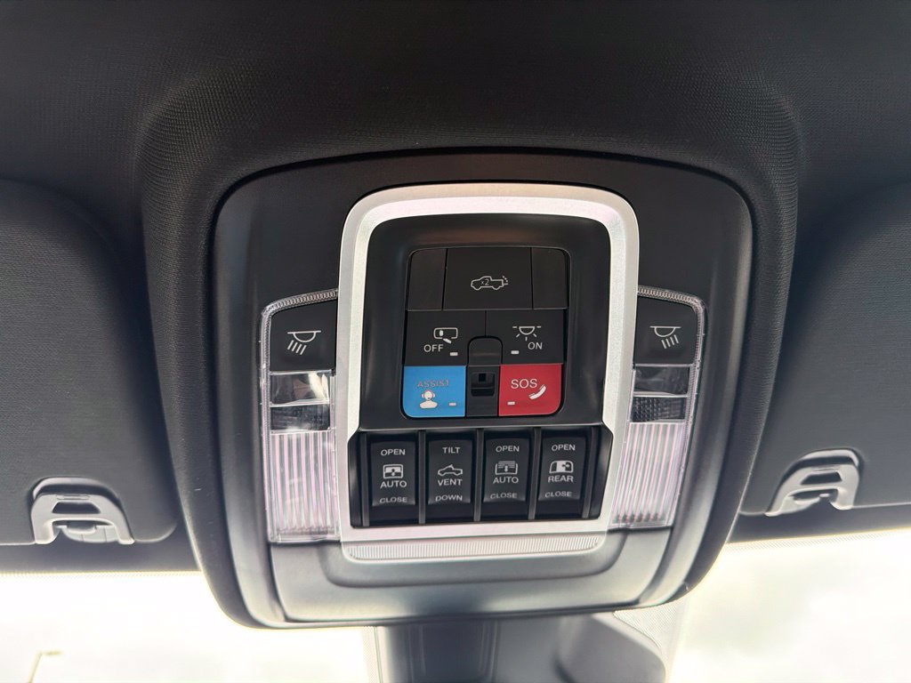 Used 2026 RAM 1500 Laramie w/ Night Edition AWD/4WD image 36
