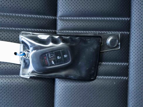 Used 2024 Honda HR-V EX-L image 43