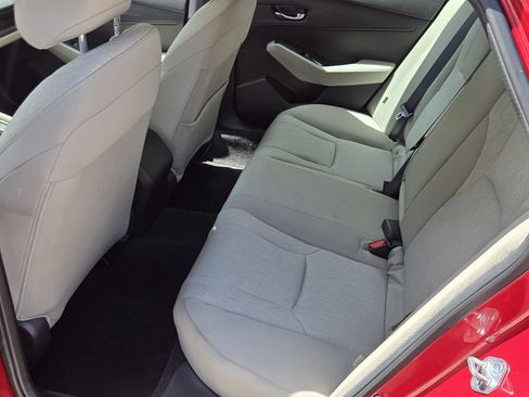 Used 2023 Honda Accord LX image 11