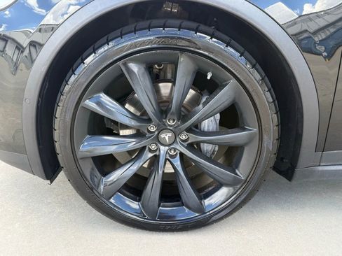 Used 2016 Tesla Model X 75D image 16