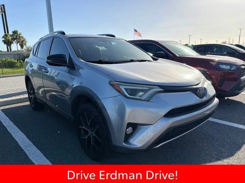 Used 2018 Toyota RAV4 SE w/ Power Extra Value Package FWD image 1