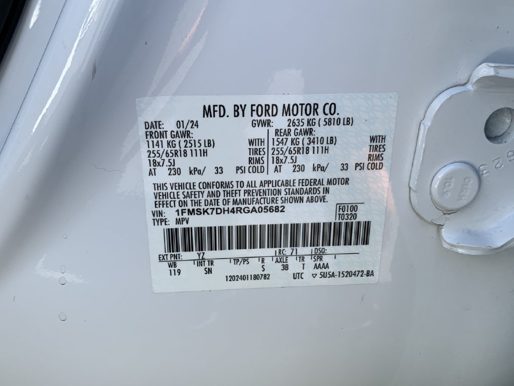 Used 2024 Ford Explorer XLT w/ Equipment Group 202A RWD image 40