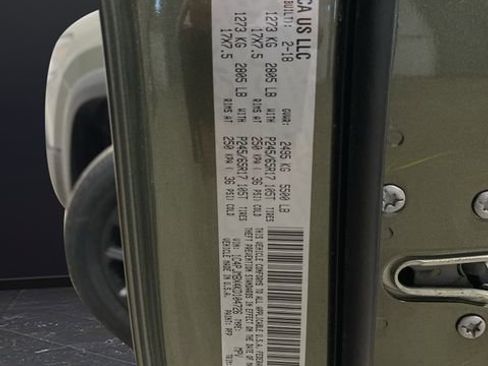 Used 2019 Jeep Cherokee Trailhawk image 38