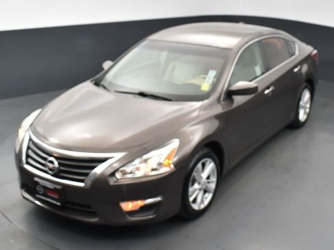 Used 2013 Nissan Altima 2.5 SV image 44