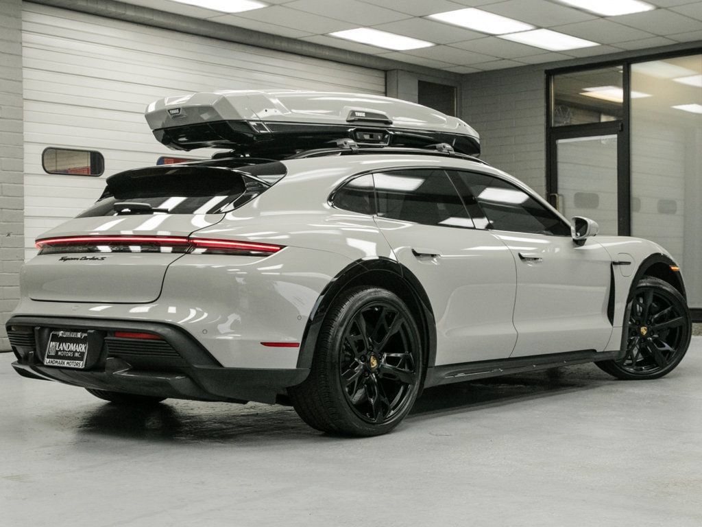 Used 2022 Porsche Taycan Turbo S AWD/4WD image 40