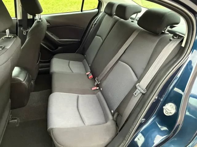 Used 2016 MAZDA MAZDA3 i Sport FWD image 27