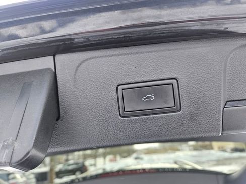 Used 2022 Volkswagen Atlas SE image 18