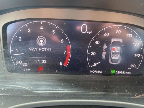 Used 2024 Acura Integra image 1