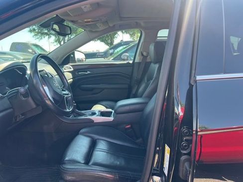 Used 2016 Cadillac SRX Luxury FWD image 6