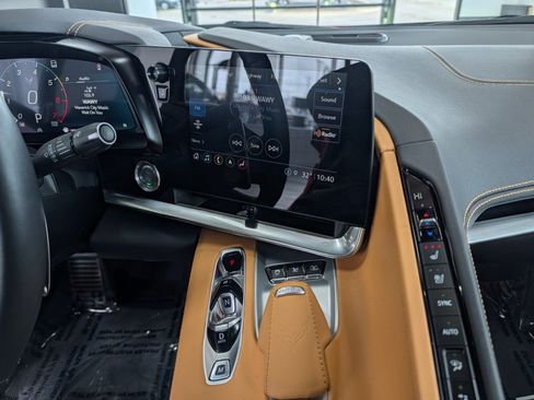 Used 2023 Chevrolet Corvette Stingray Preferred Conv w/ 2LT image 25