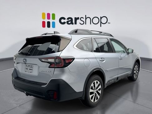 Used 2022 Subaru Outback Premium AWD/4WD image 5