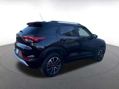 Used 2025 Chevrolet TrailBlazer LT image 14