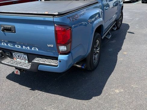 Used 2019 Toyota Tacoma TRD Sport RWD image 7