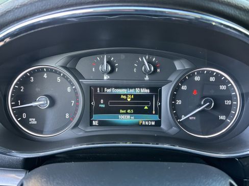 Used 2017 Buick Encore Essence image 6