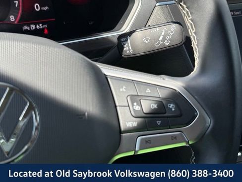 Certified 2022 Volkswagen Tiguan SE image 37