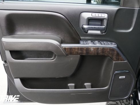 Used 2015 GMC Sierra 2500 Denali w/ Duramax Plus Package image 22