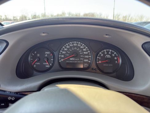 Used 2005 Chevrolet Impala LS w/ Sun And Sound Package FWD image 12