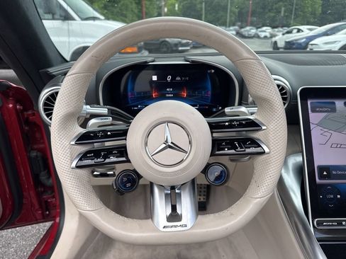 Used 2022 Mercedes-Benz SL 55 AMG 4MATIC image 11