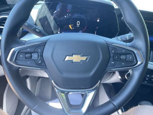 Used 2026 Chevrolet Trax LT w/ Driver Confidence Package FWD image 11
