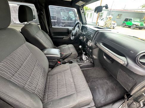 Used 2012 Jeep Wrangler Sport AWD/4WD image 20