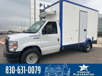 Used 2023 Ford E-350 and Econoline 350 Super Duty w/ Power Windows & Locks Group