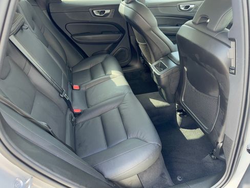 Used 2024 Volvo XC60 B5 Plus AWD/4WD image 29