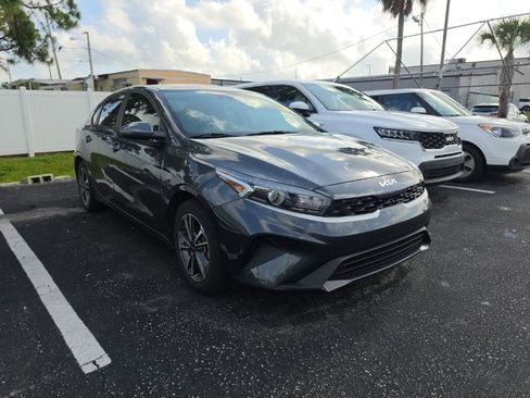 Certified 2023 Kia Forte LXS FWD image 2