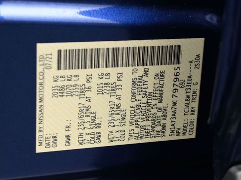 Used 2021 Nissan Rogue S image 17