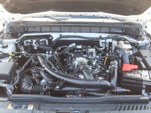 Used 2024 Ford Bronco Wildtrak image 29