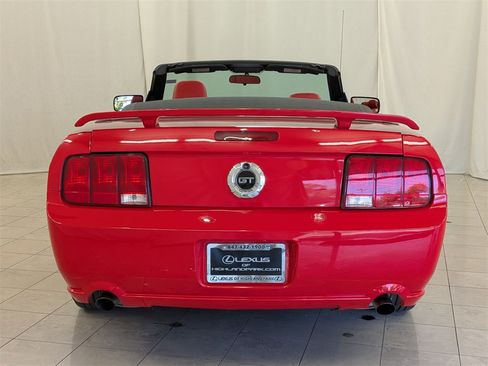 Used 2006 Ford Mustang GT image 8