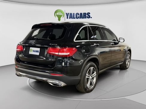 Used 2016 Mercedes-Benz GLC 300 4MATIC w/ Multimedia Package image 5