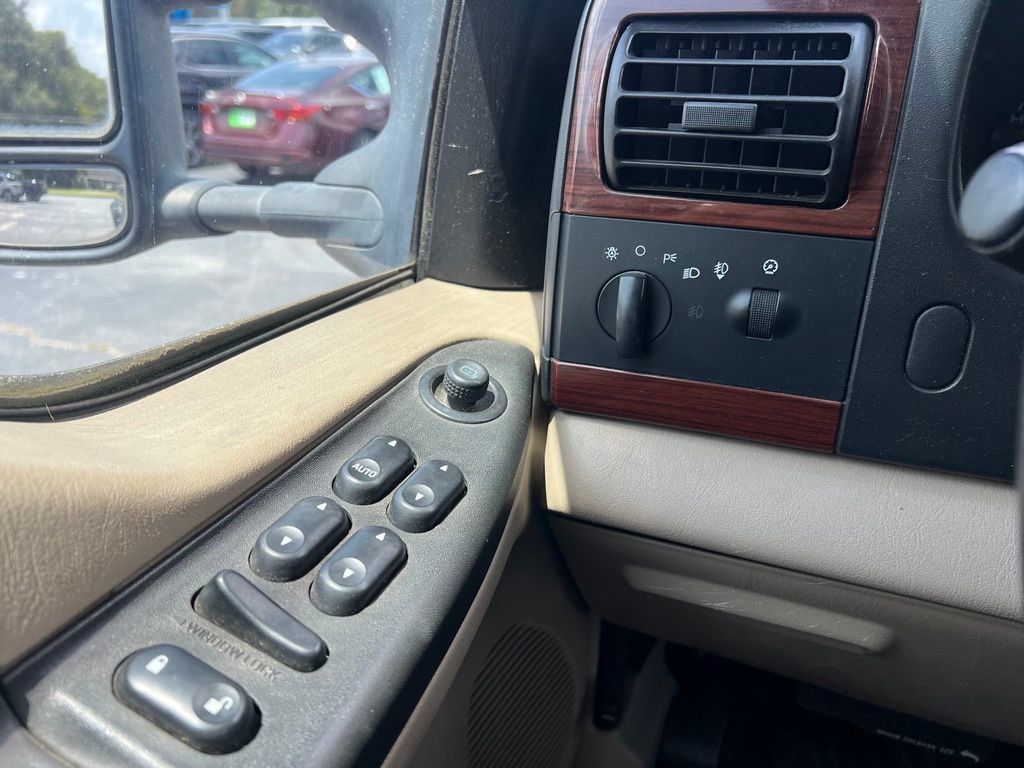 Used 2007 Ford F250 Lariat AWD/4WD image 15