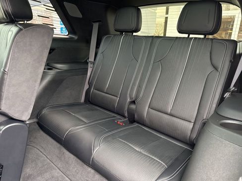 Used 2026 Cadillac Vistiq Sport image 60