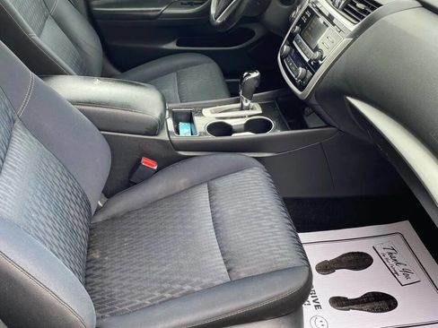 Used 2018 Nissan Altima 2.5 SV image 25