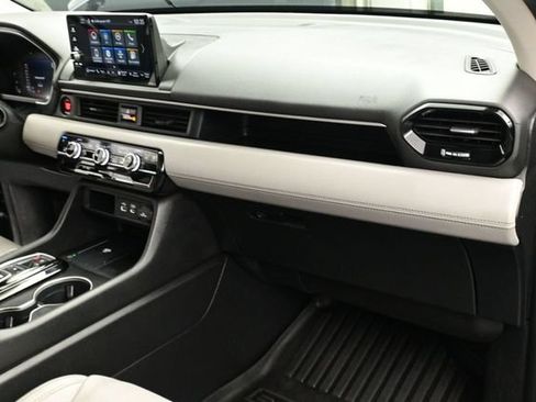 Certified 2023 Honda Pilot Elite image 25