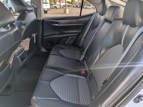 Used 2021 Toyota Camry SE w/ Carpet Mat Package (TMS) FWD image 16