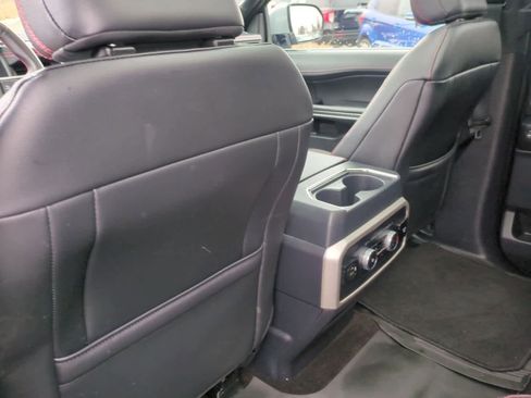 Used 2023 Ford Expedition Limited image 18