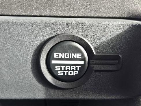 New 2025 Ford Bronco Base image 22