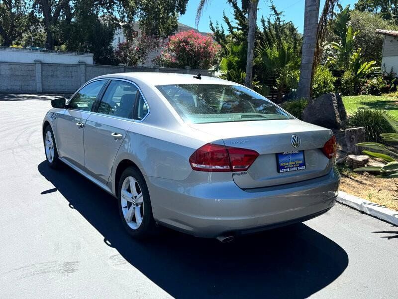 Used 2013 Volkswagen Passat 2.5 SE FWD image 4