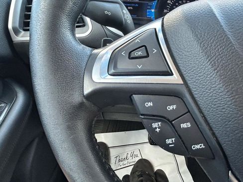 Used 2017 Ford Edge SEL w/ Equipment Group 201A AWD/4WD image 18