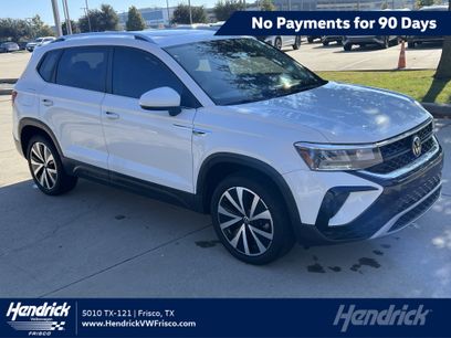 Certified 2022 Volkswagen Taos SE w/ Panoramic Sunroof Package